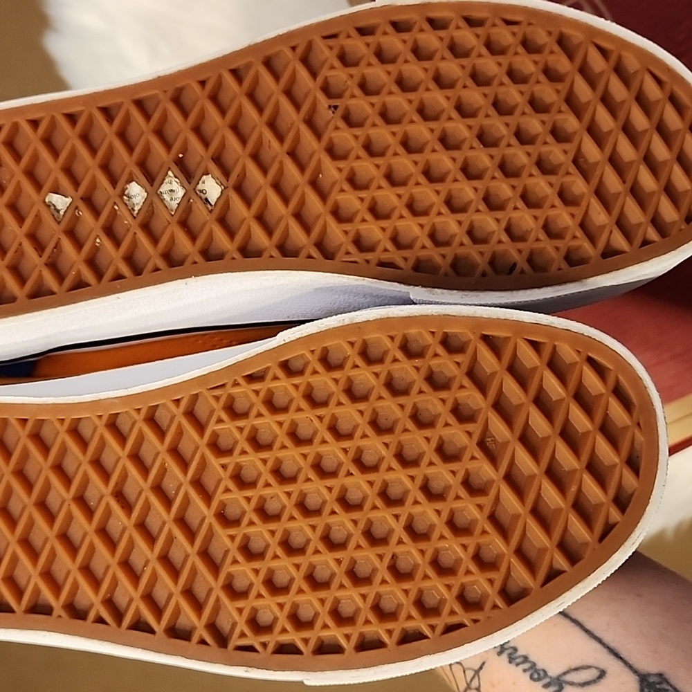 Old Skool Vans - image 4